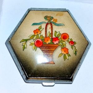 Vintage Houbigant Flower Basket Powder Compact